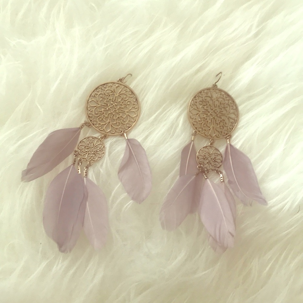 Like New Purple Feather Earrings